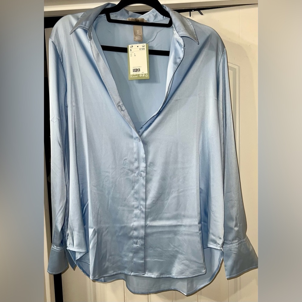 H&M Light Blue Satin Blouse L